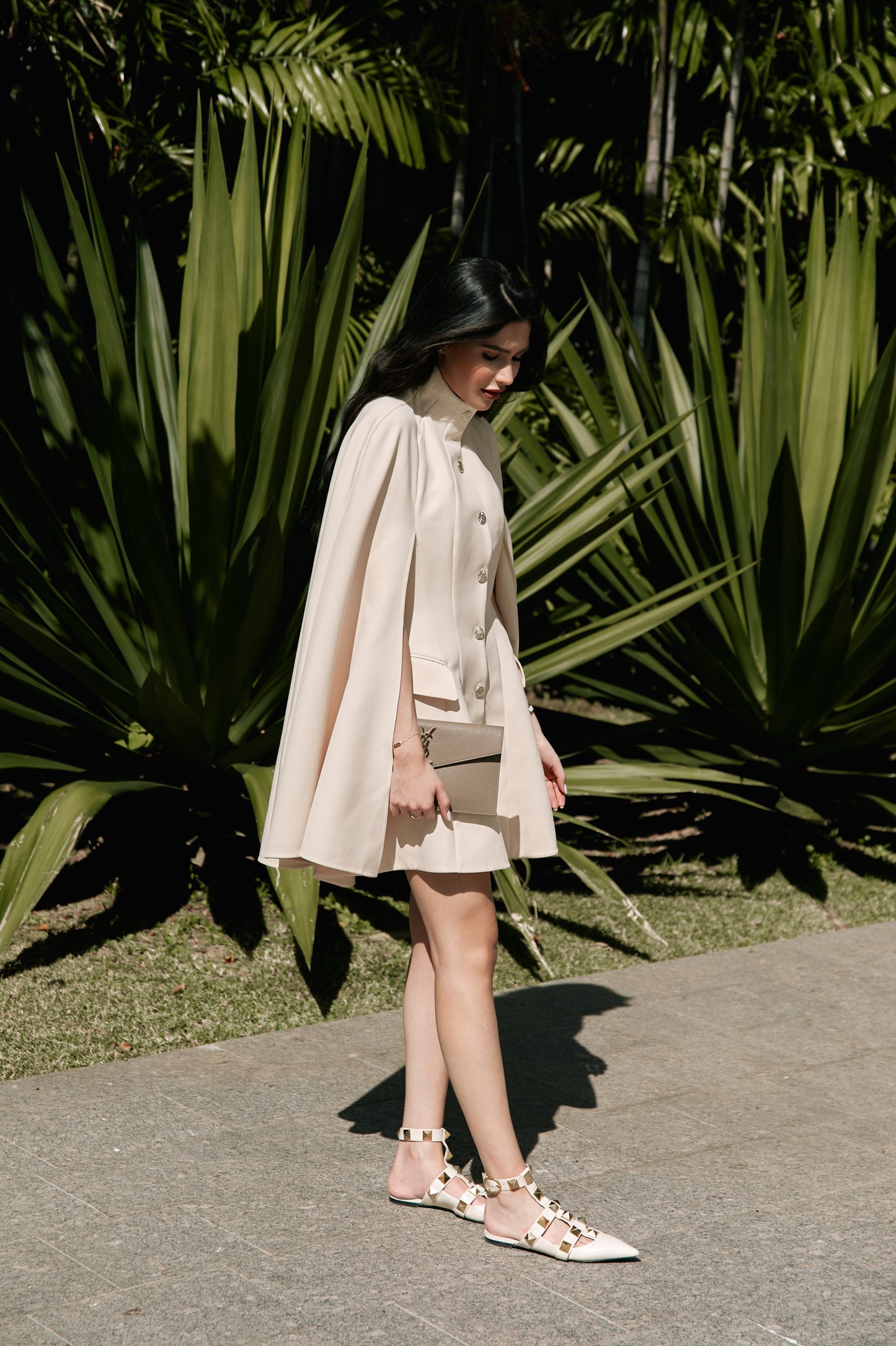 Vestido O L I V I A cape