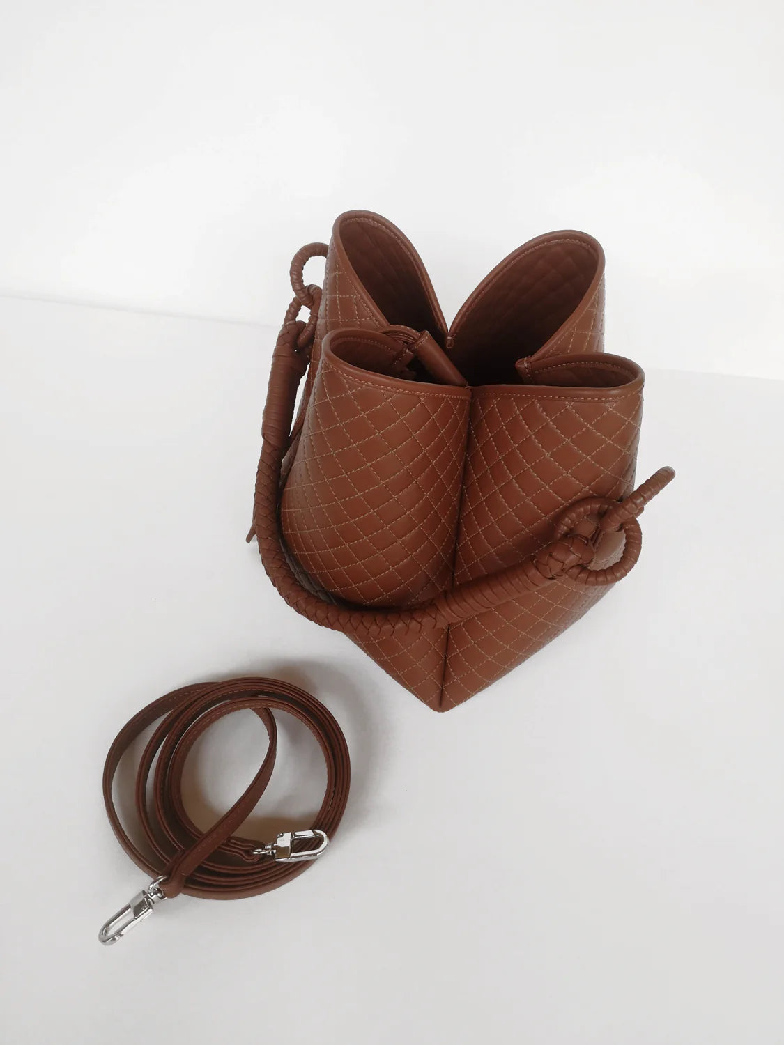 Bolso T U L I P brandy